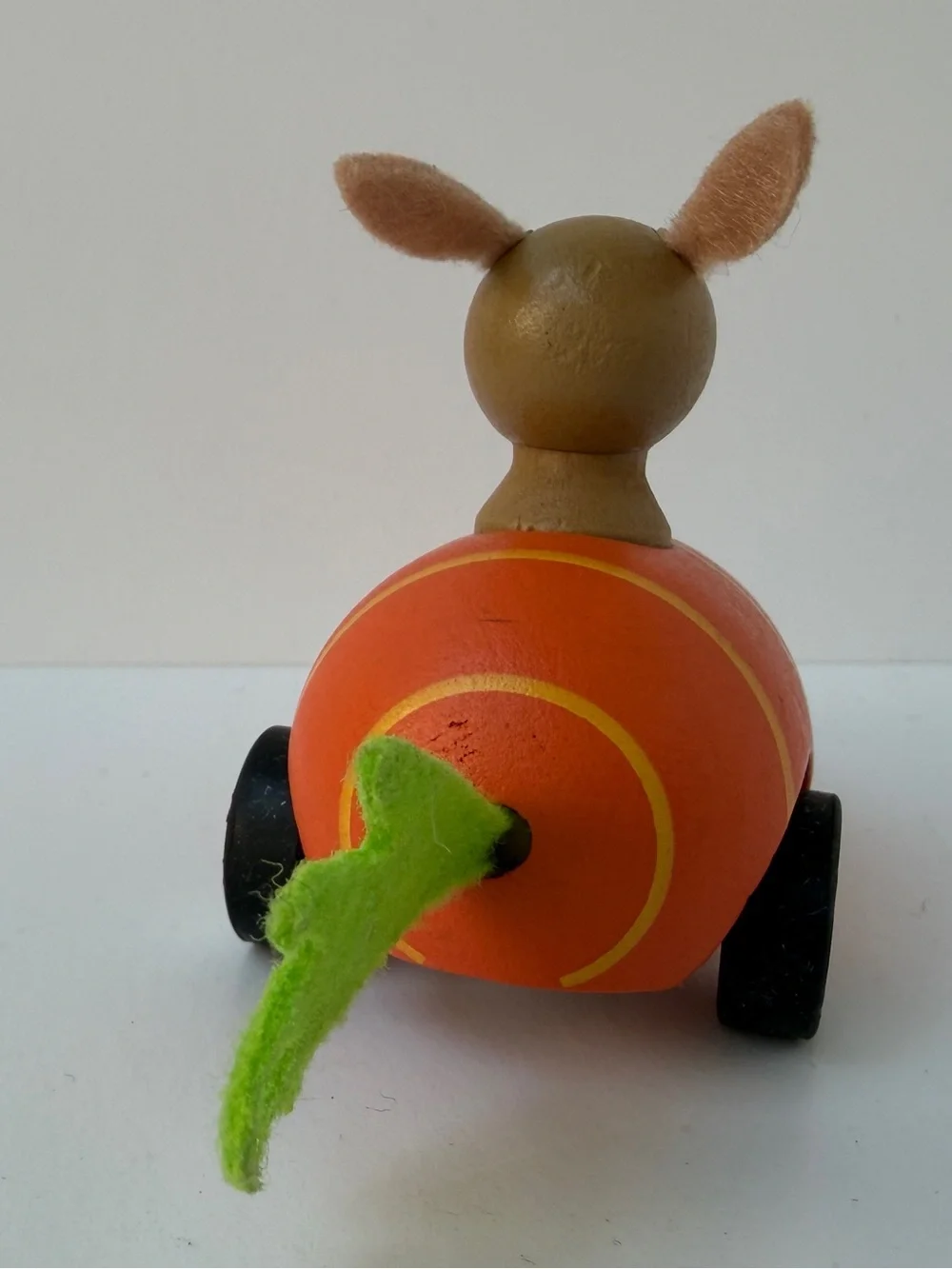 Wooden Toy Bunny Wind-up Carrot Car